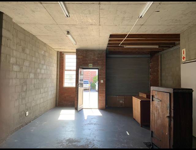 117M² WAREHOUSE TO LET IN MAITLAND